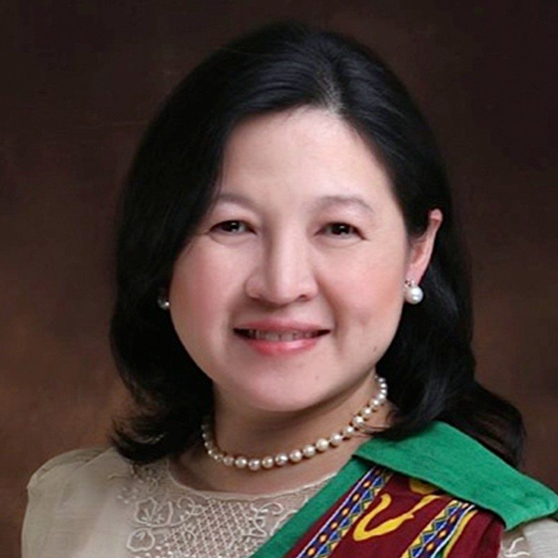 Dr. Alvina Pauline Santiago