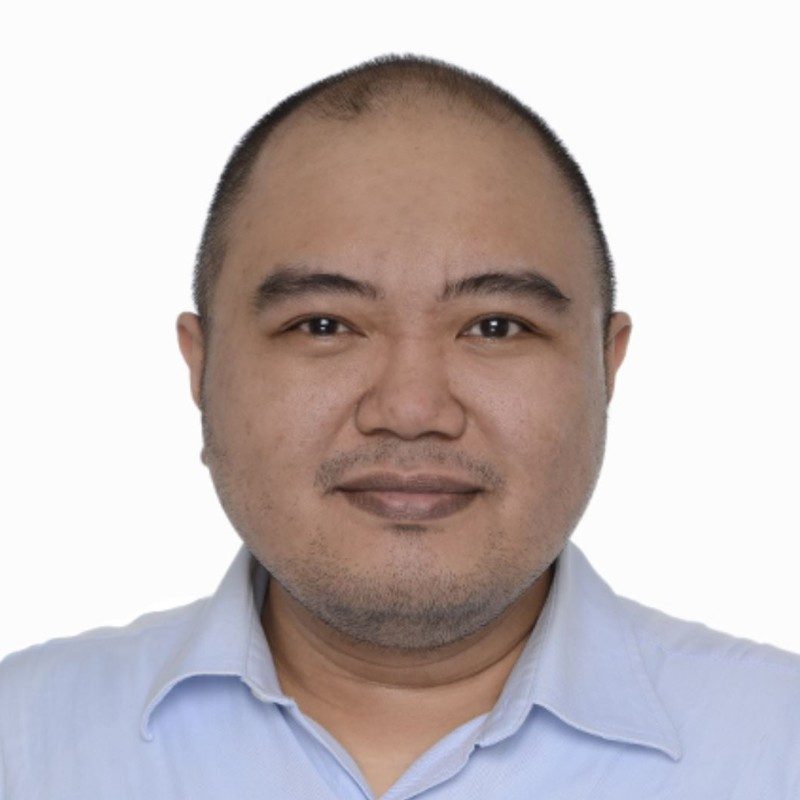 Dr. Recivall Salongcay