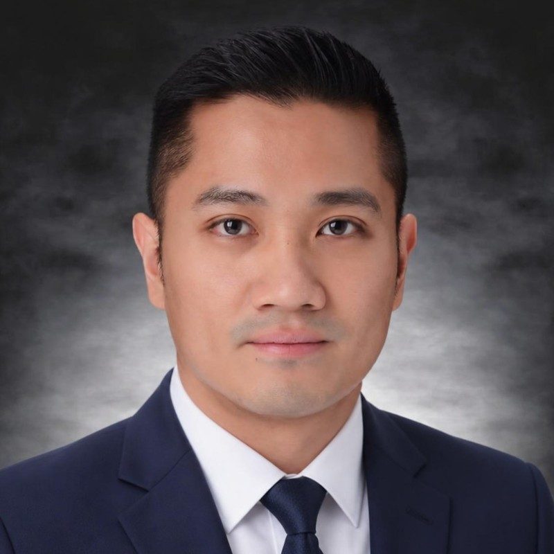 Dr. Andrei Angbue-Te
