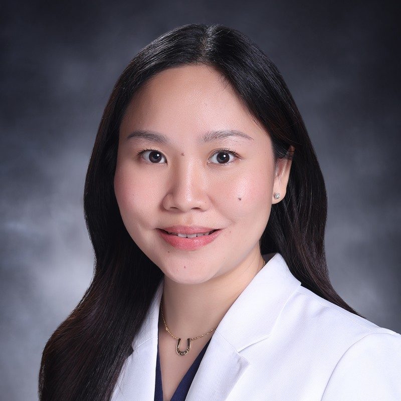 Dr. Jessica Daza-Robes